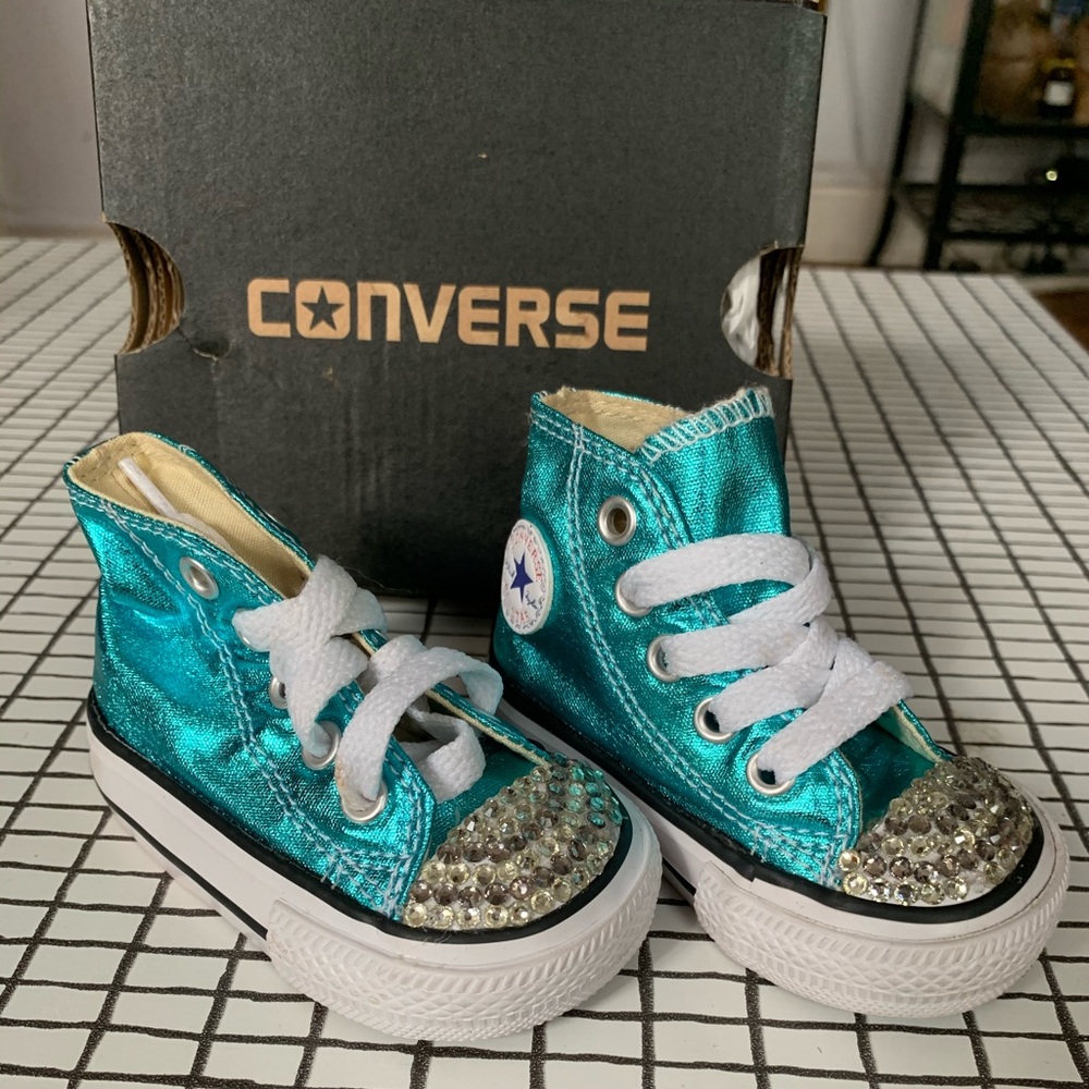Baby converse sneaker